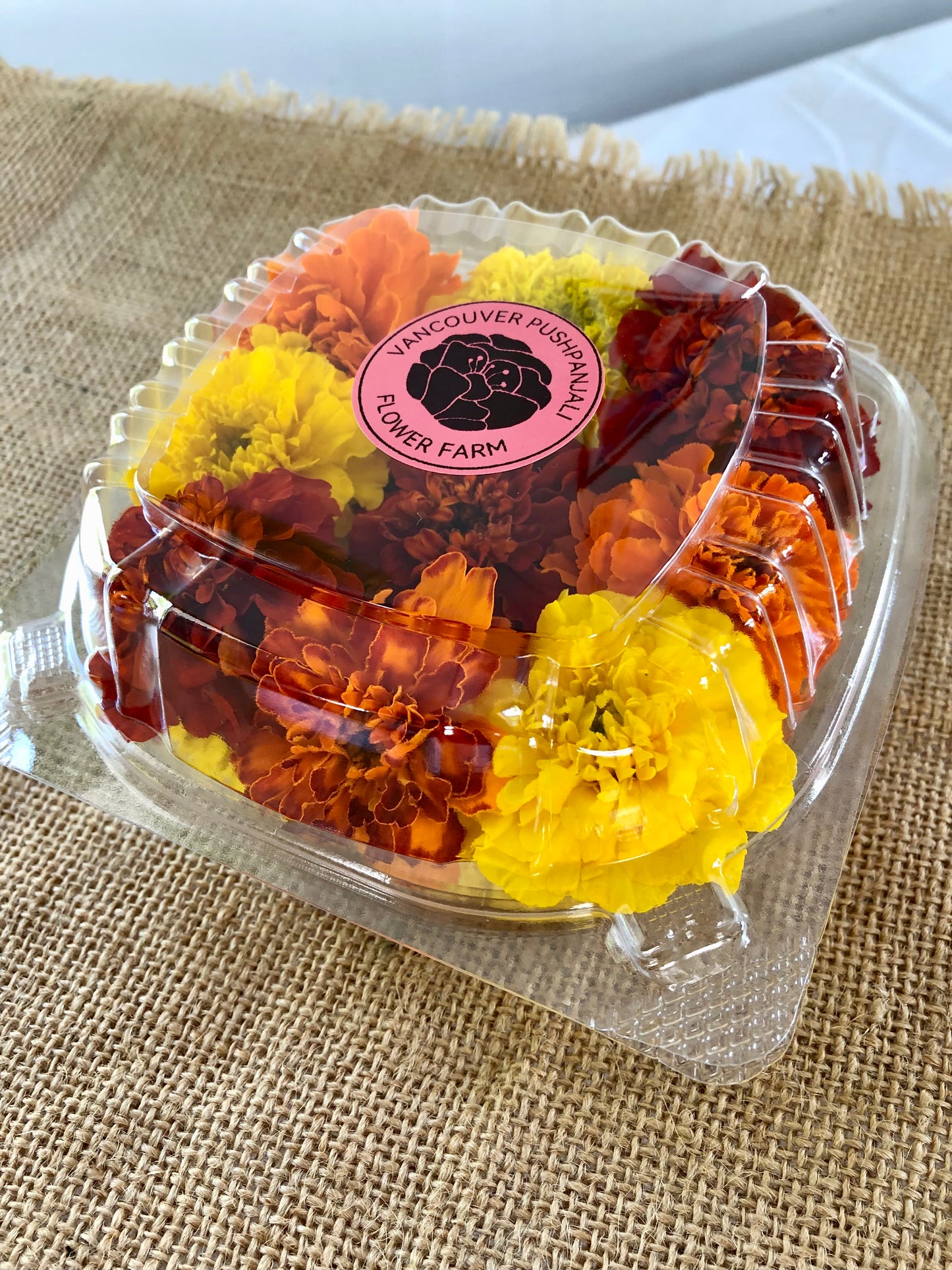 Pushpa Flowers Box - Marigolds